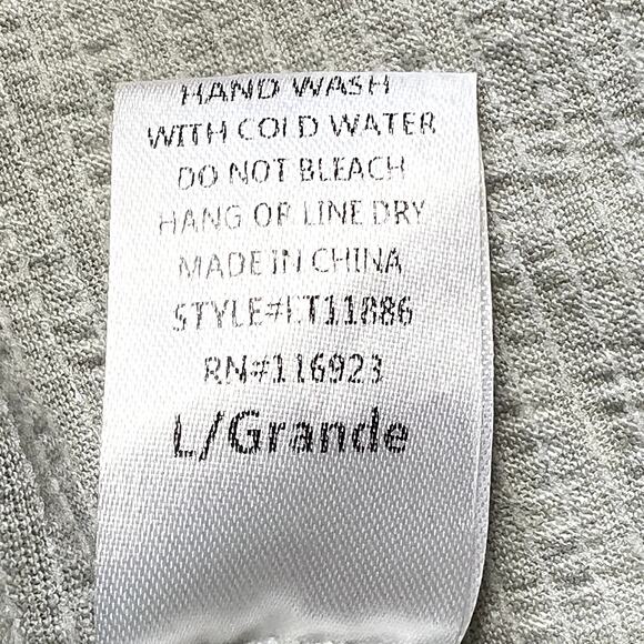 Easel Flutter Sleeve Button Up Lace Top Gray Womens Large - Picture 12 of 12